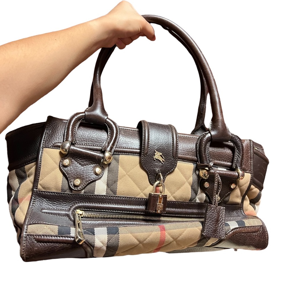 BURBERRY VINTAGE PURSE
